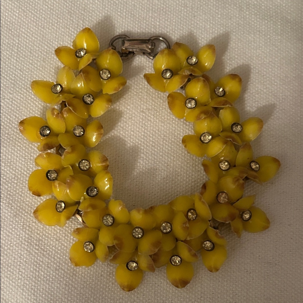 Vintage Yellow Floral Bracelet - Picture 2 of 5